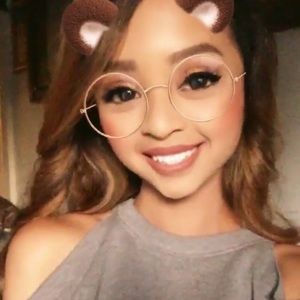 Meet your Posher, Michelle